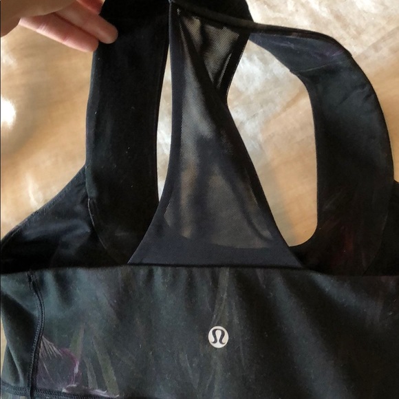 Lululemon tank - Picture 3 of 5